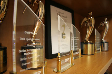 987359_badge_isolated 987359_badge_isolated