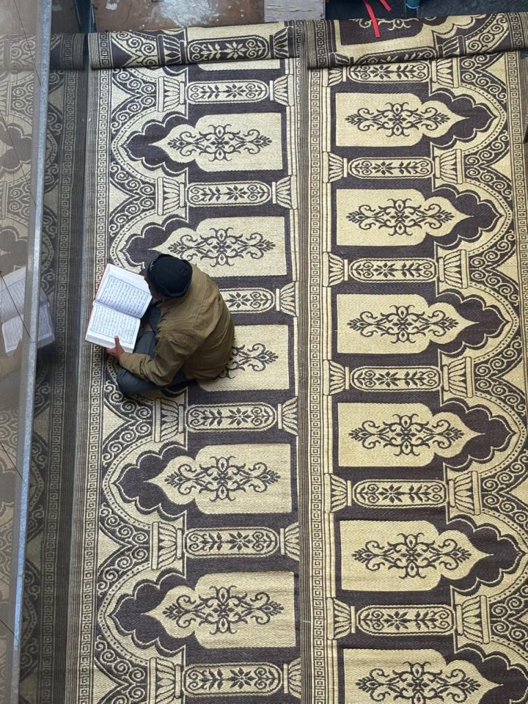 2ca12569 2d03 4014 a19d 81a59cd5a1e8