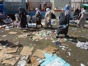 The Problems of a Contemporary Hajj (Hajj 2009)_Page_11_Image_0003